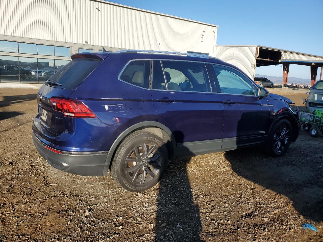 2022 VOLKSWAGEN TIGUAN SE VIN:3VV2B7AX5NM032634
