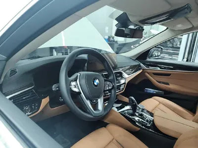 2023 BMW 520 VIN: