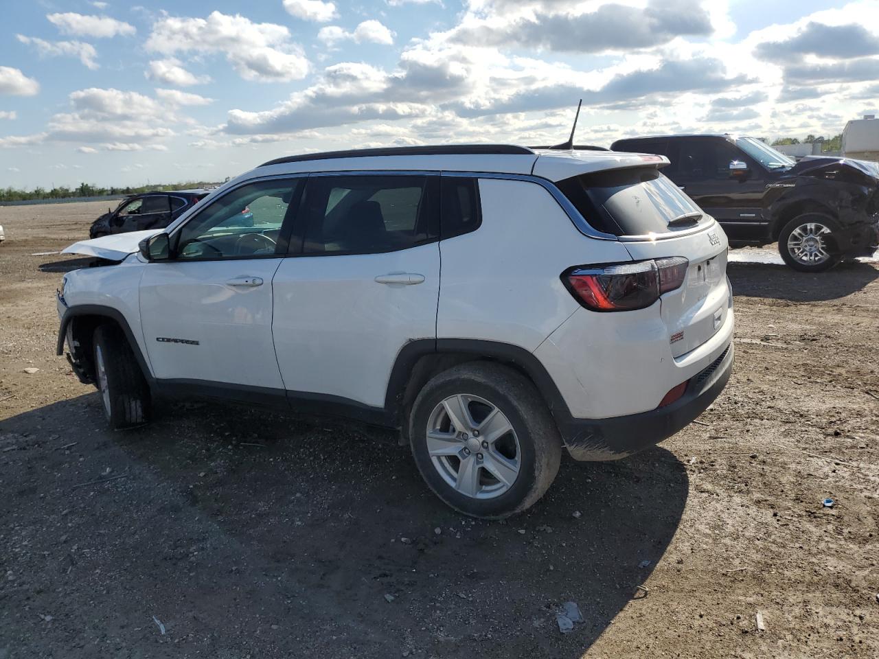 2022 JEEP COMPASS LATITUDE VIN:3C4NJCBB2NT139625