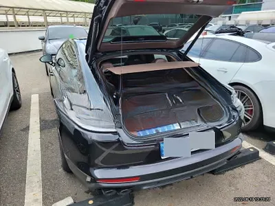 2022 Porsche Panamera NONE VIN: