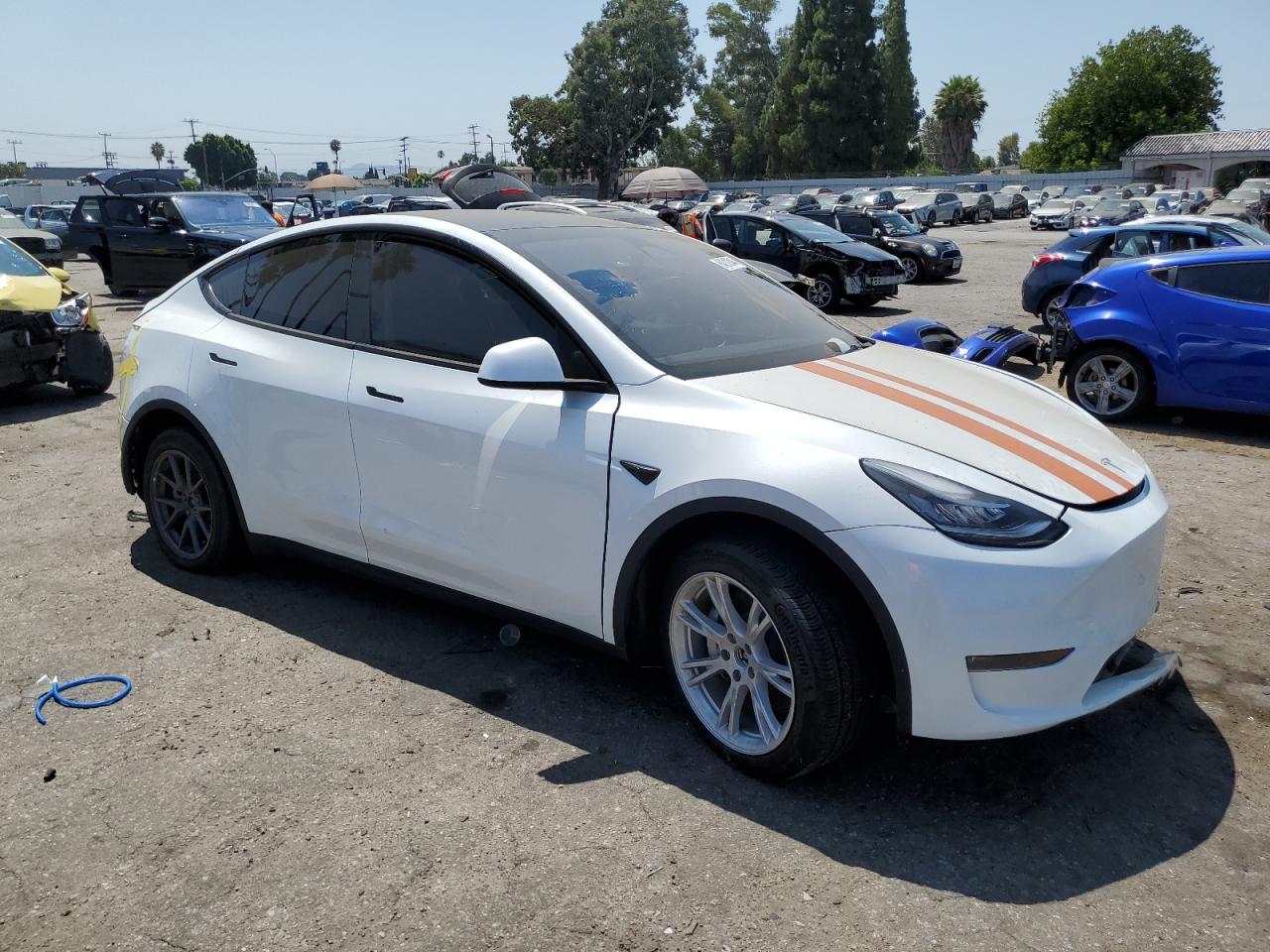 2023 TESLA MODEL Y  VIN:7SAYGDEE2PA064093