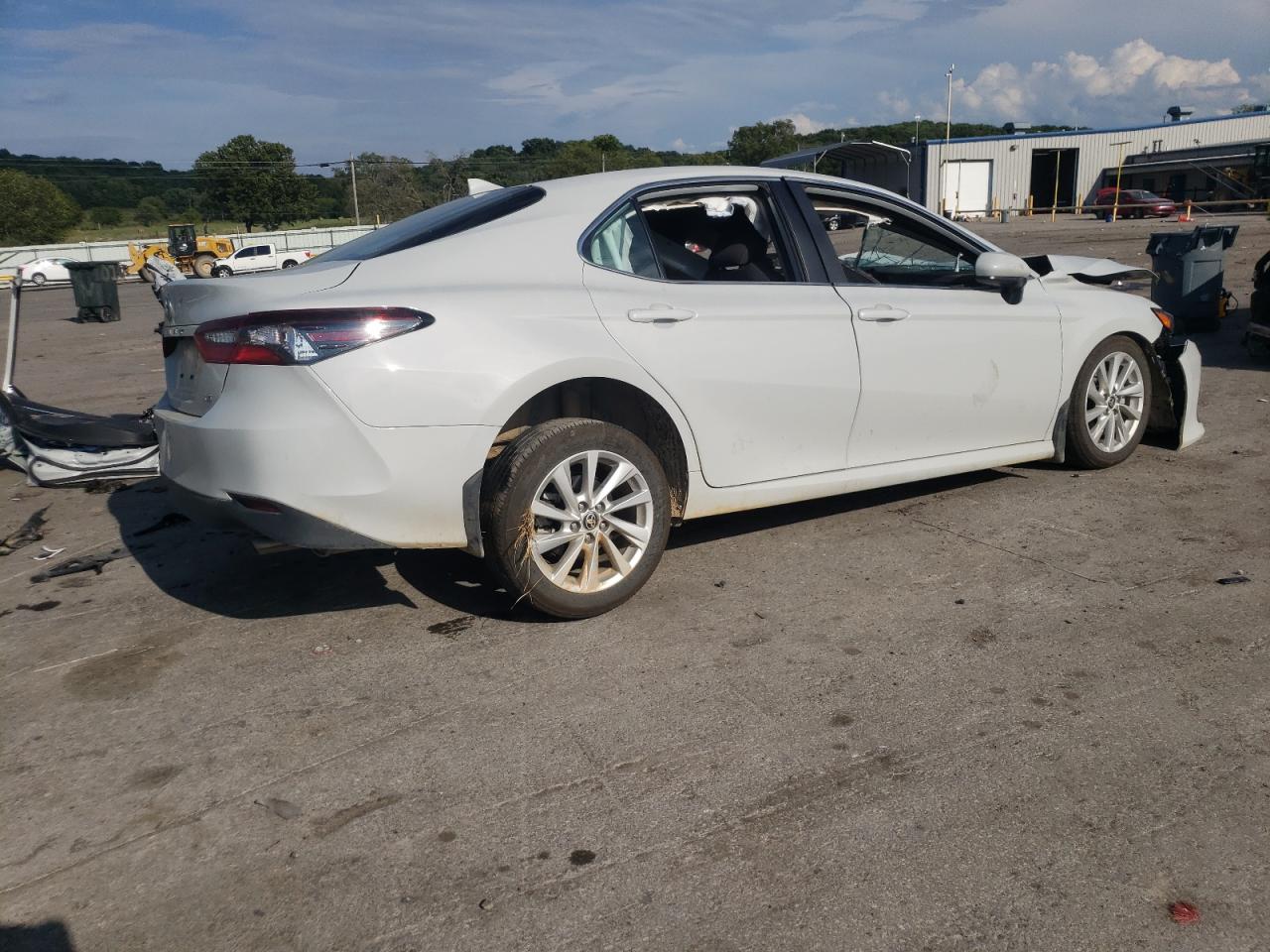 2024 TOYOTA CAMRY LE VIN:4T1C11AK4RU225040