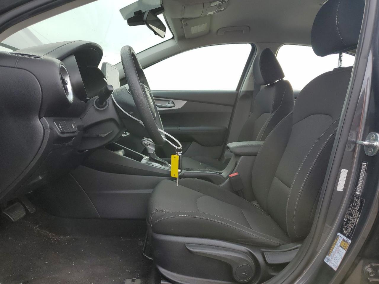 2022 KIA FORTE FE VIN:3KPF24AD8NE502654
