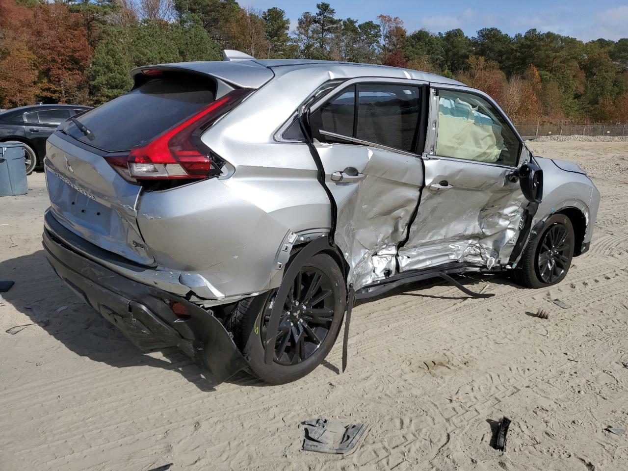 2024 MITSUBISHI ECLIPSE CROSS LE VIN:JA4ATVAA1RZ046178