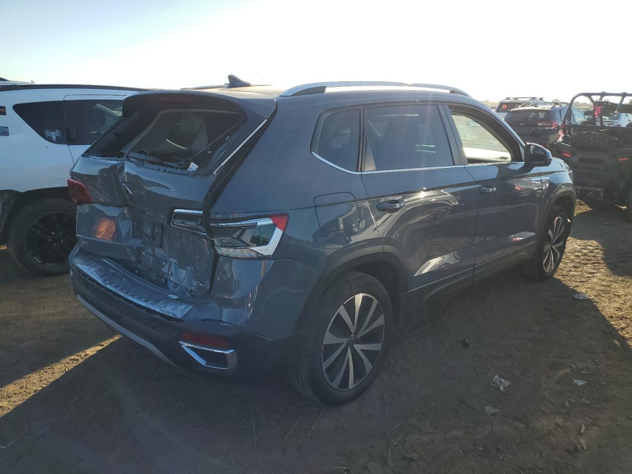 2022 VOLKSWAGEN TAOS SE VIN:3VVYX7B22NM093390