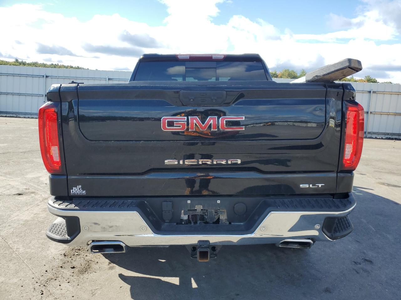 2022 GMC SIERRA K1500 SLT VIN:3GTUUDED9NG639666