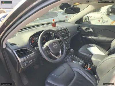 2019 Jeep Cherokee 1C4PJMCB0KD443051 VIN:1C4PJMCB0KD443051