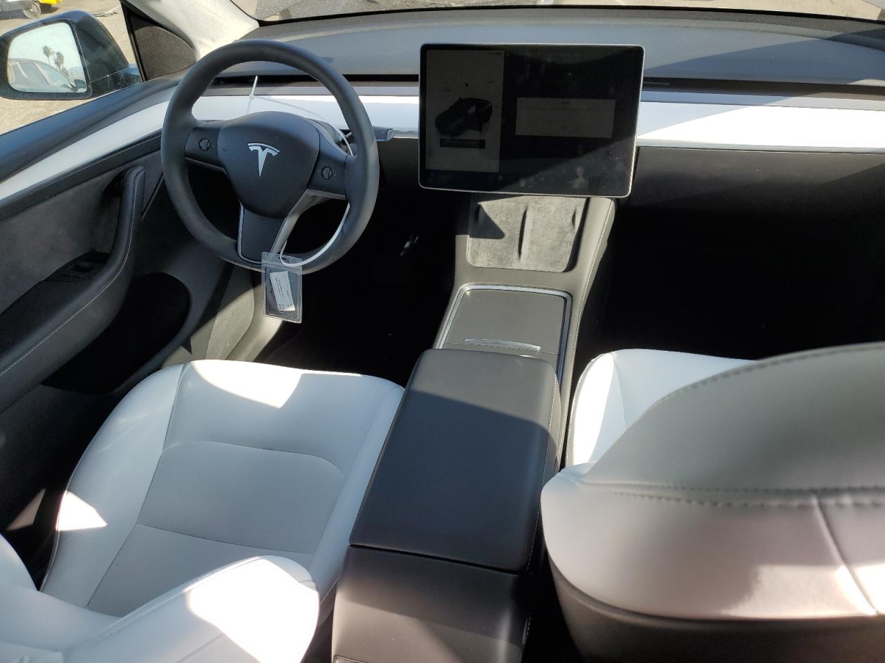 2024 TESLA MODEL Y  VIN:7SAYGDED2RF055374