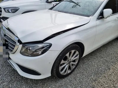2019 Mercedes-Benz E 300 WDDZF4KB3KA588202 VIN:WDDZF4KB3KA588202