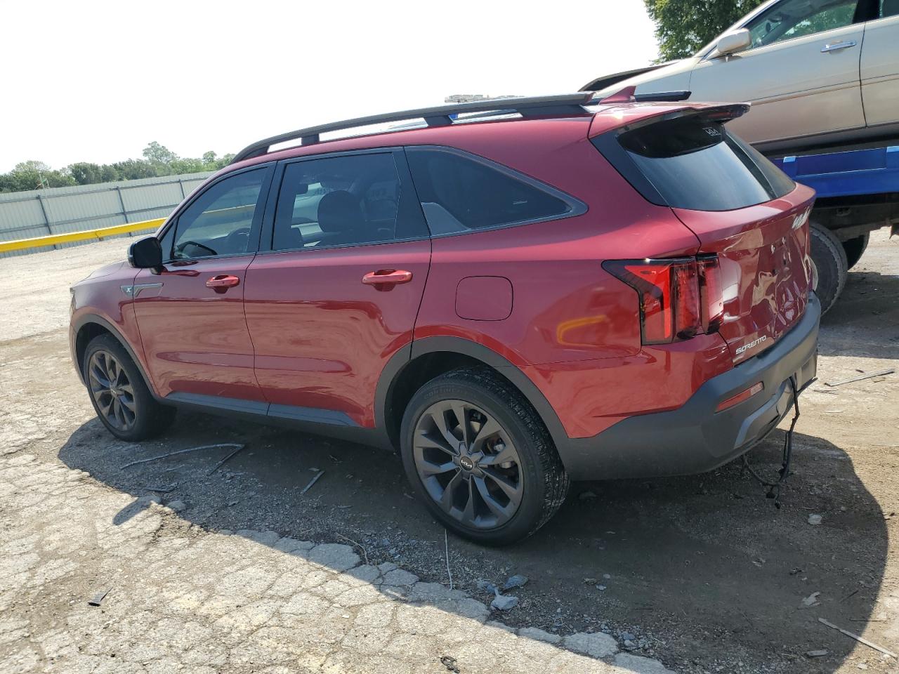 2023 KIA SORENTO EX VIN:5XYRHDLF2PG223488