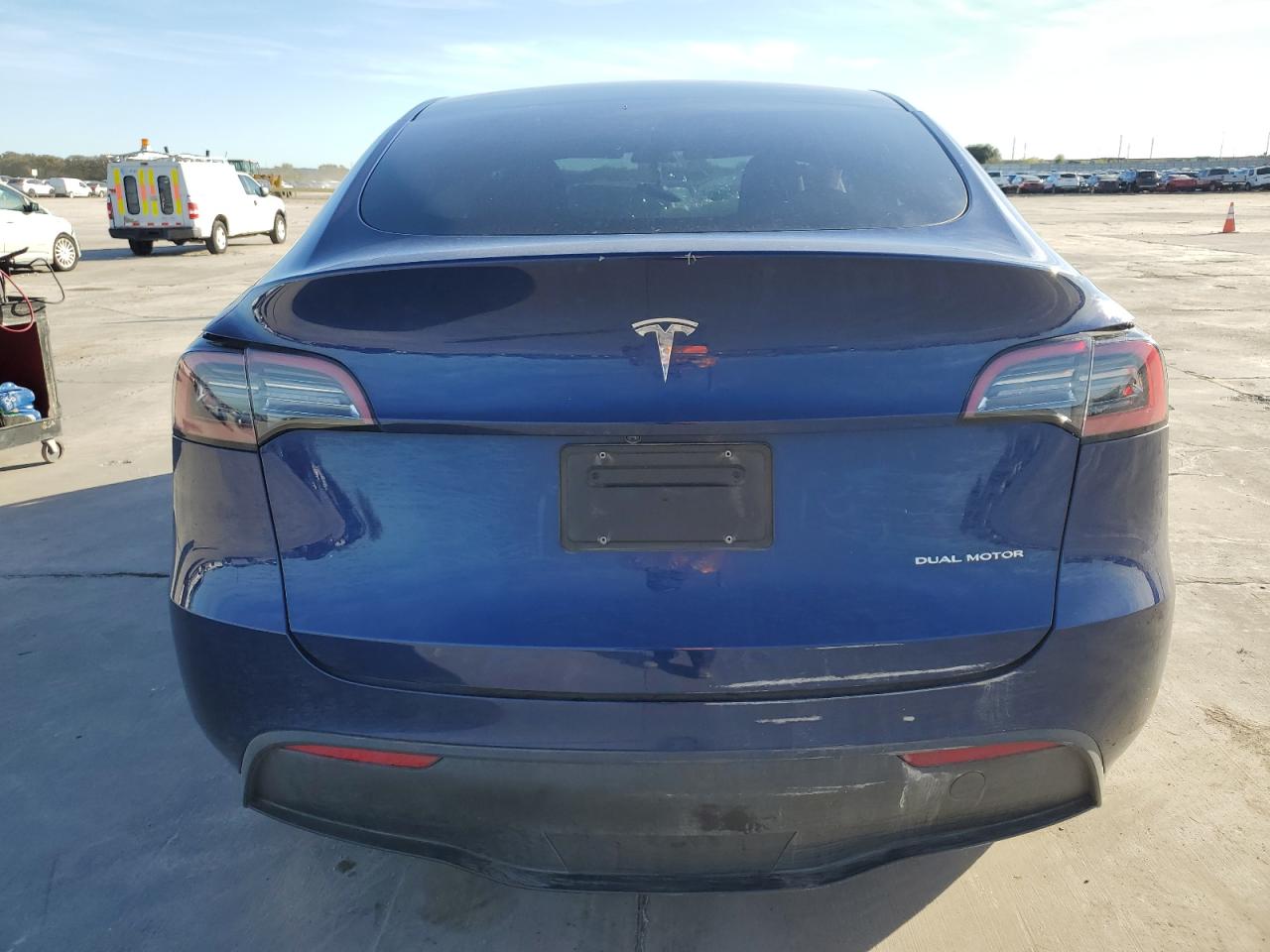 2023 TESLA MODEL Y  VIN:7SAYGDEE2PA029912