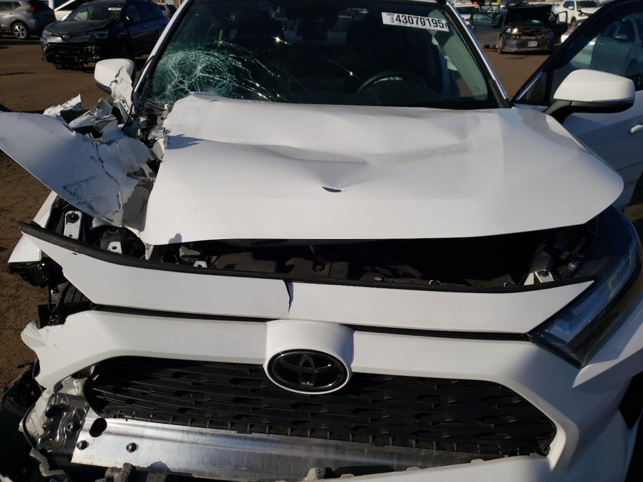 2022 TOYOTA RAV4 XLE VIN:2T3P1RFV2NC274355