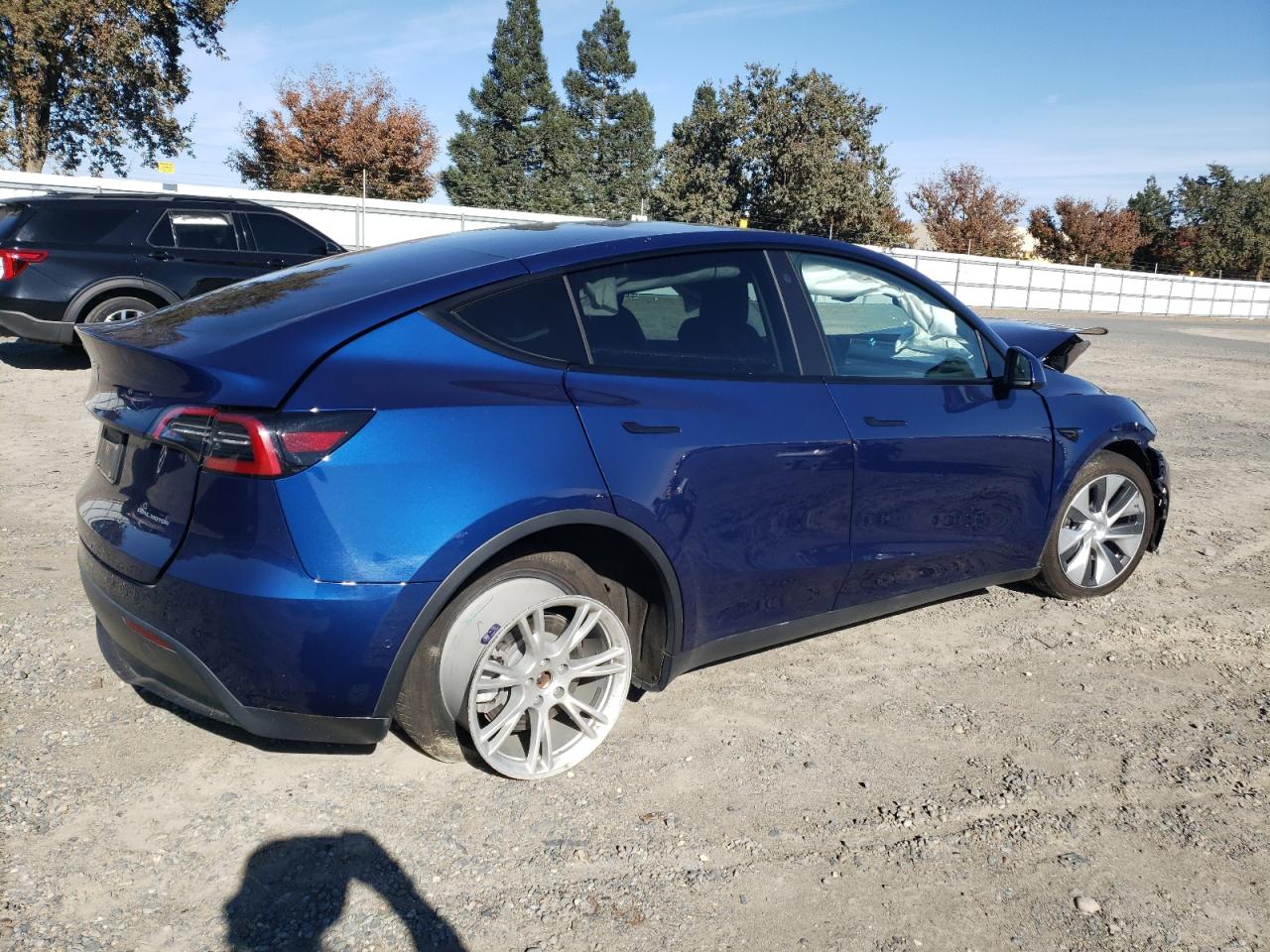 2022 TESLA MODEL Y  VIN:7SAYGDEE1NF323916