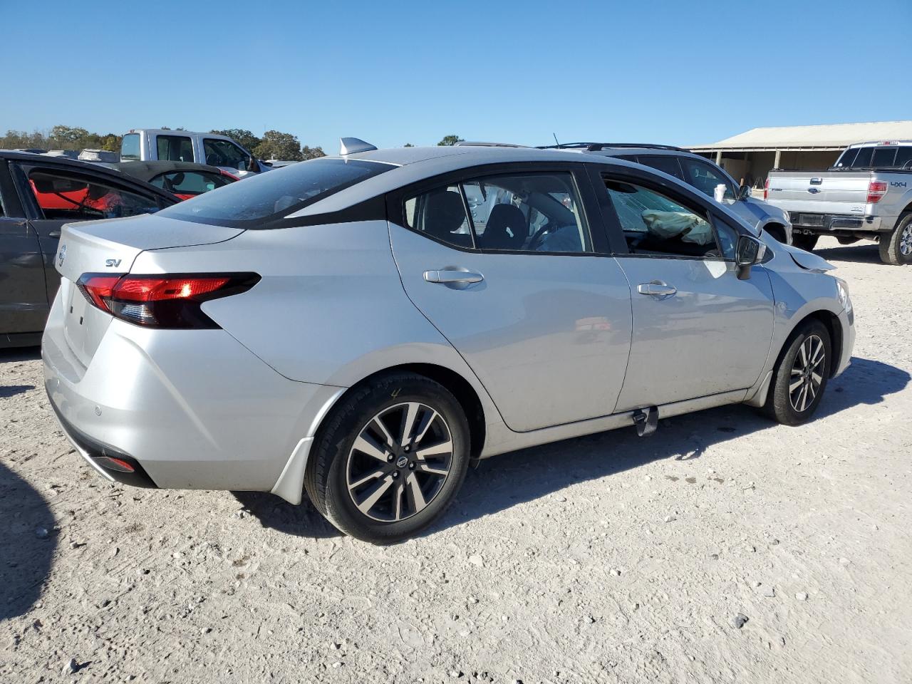 2022 NISSAN VERSA SV VIN:3N1CN8EV4NL833749