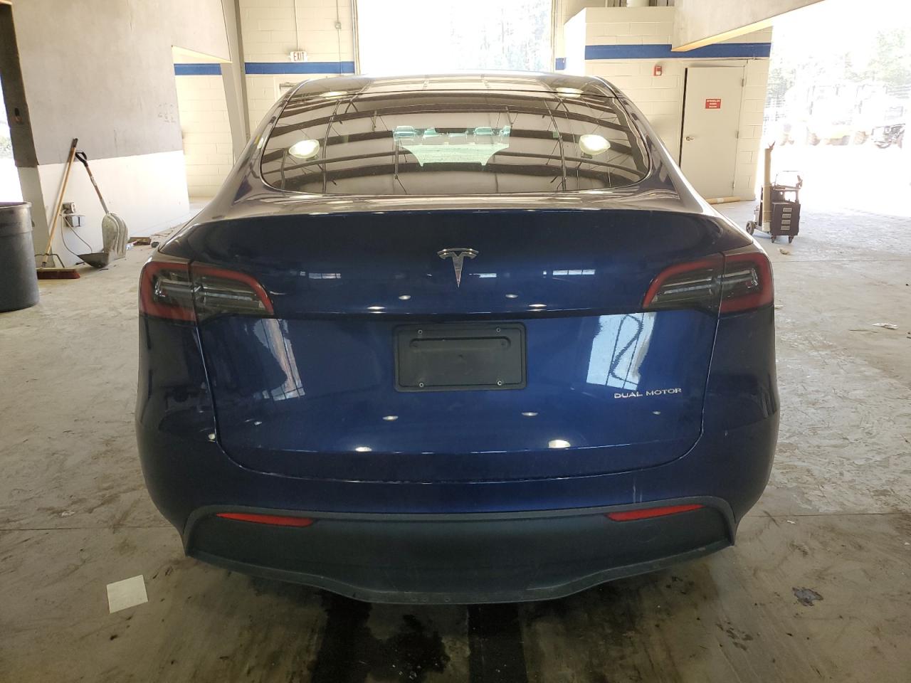 2023 TESLA MODEL Y  VIN:7SAYGDEE2PA068001