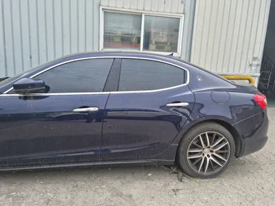 2018 Maserati Ghibli VIN: