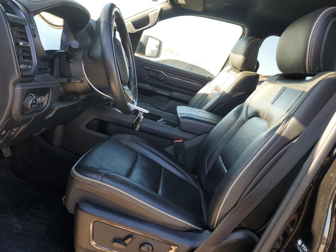 2022 RAM 1500 LIMITED VIN:1C6SRFHT4NN360826