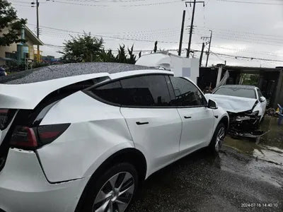 2022 Tesla Model Y VIN: