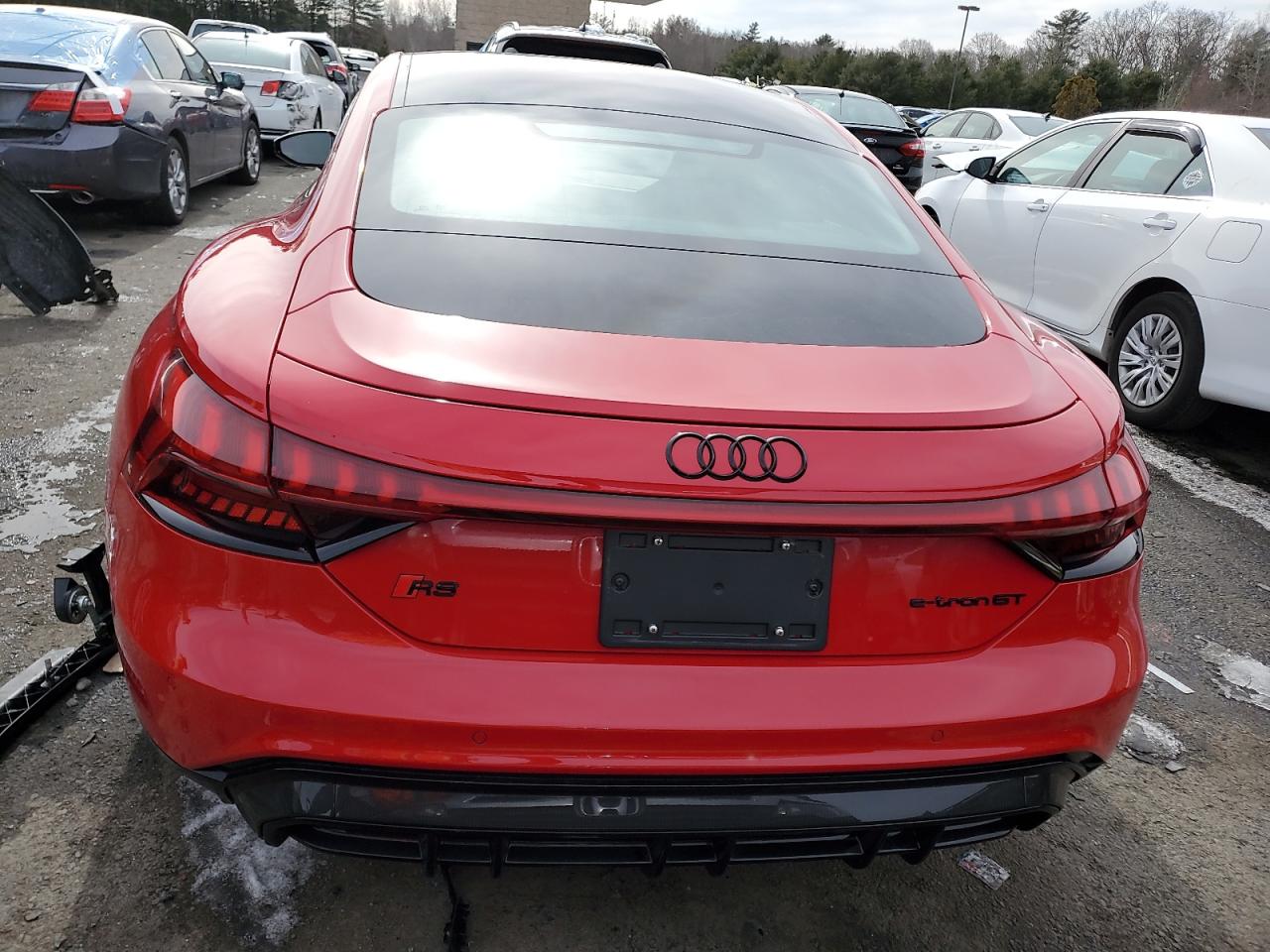 2024 AUDI RS E-TRON GT  VIN:WAUBHBFW5R7900550