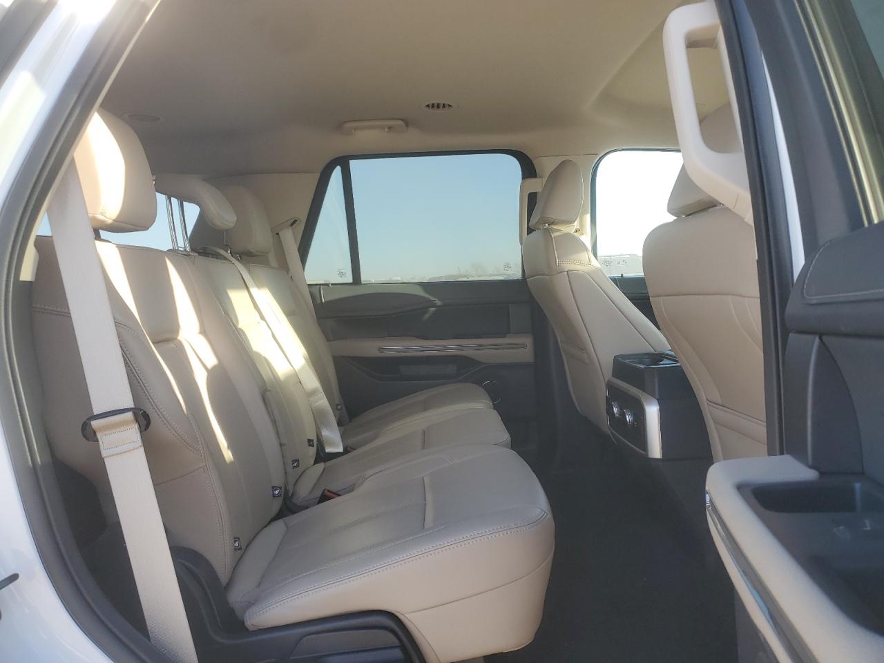 2024 FORD EXPEDITION XLT VIN:1FMJU1H8XREA23175