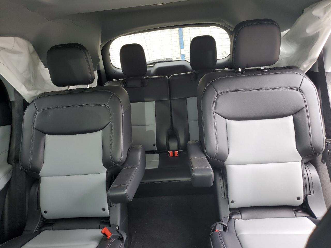 2022 FORD EXPLORER XLT VIN:1FMSK7DH6NGA70107