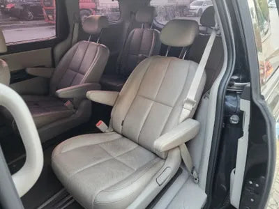 2018 Kia Carnival VIN:
