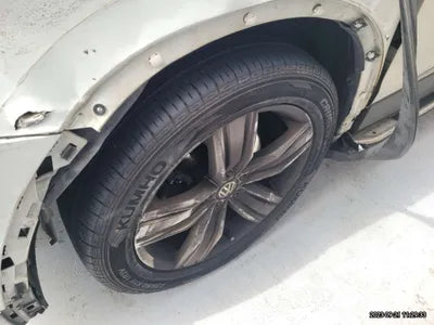 2018 Volkswagen Tiguan WVGZZZ5NZJW951403 VIN:WVGZZZ5NZJW951403