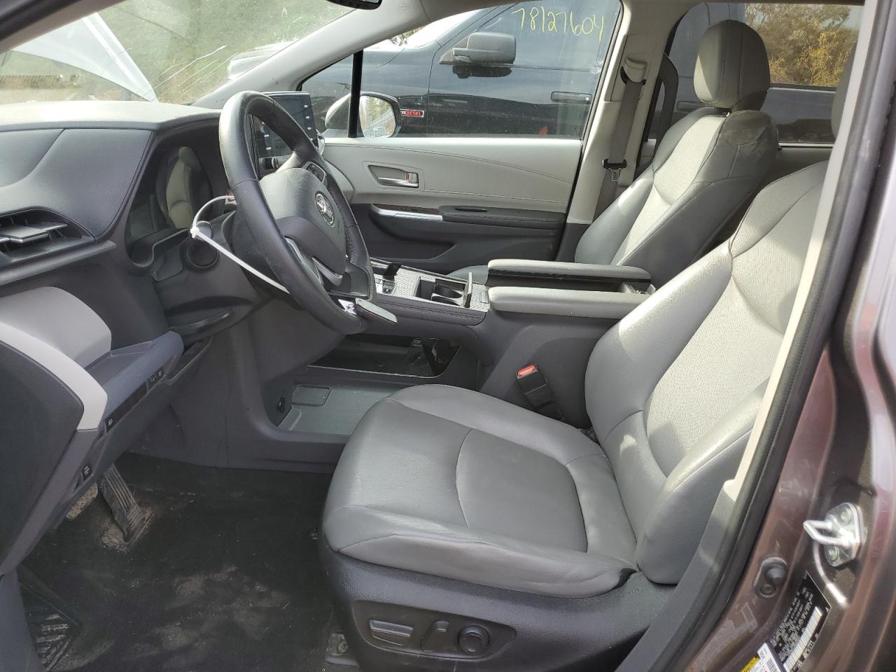 2022 TOYOTA SIENNA XLE VIN:5TDYRKEC2NS095642