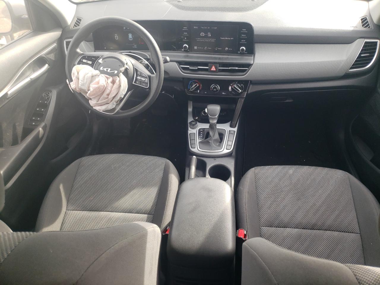 2024 KIA SELTOS LX VIN:KNDEPCAAXR7541393