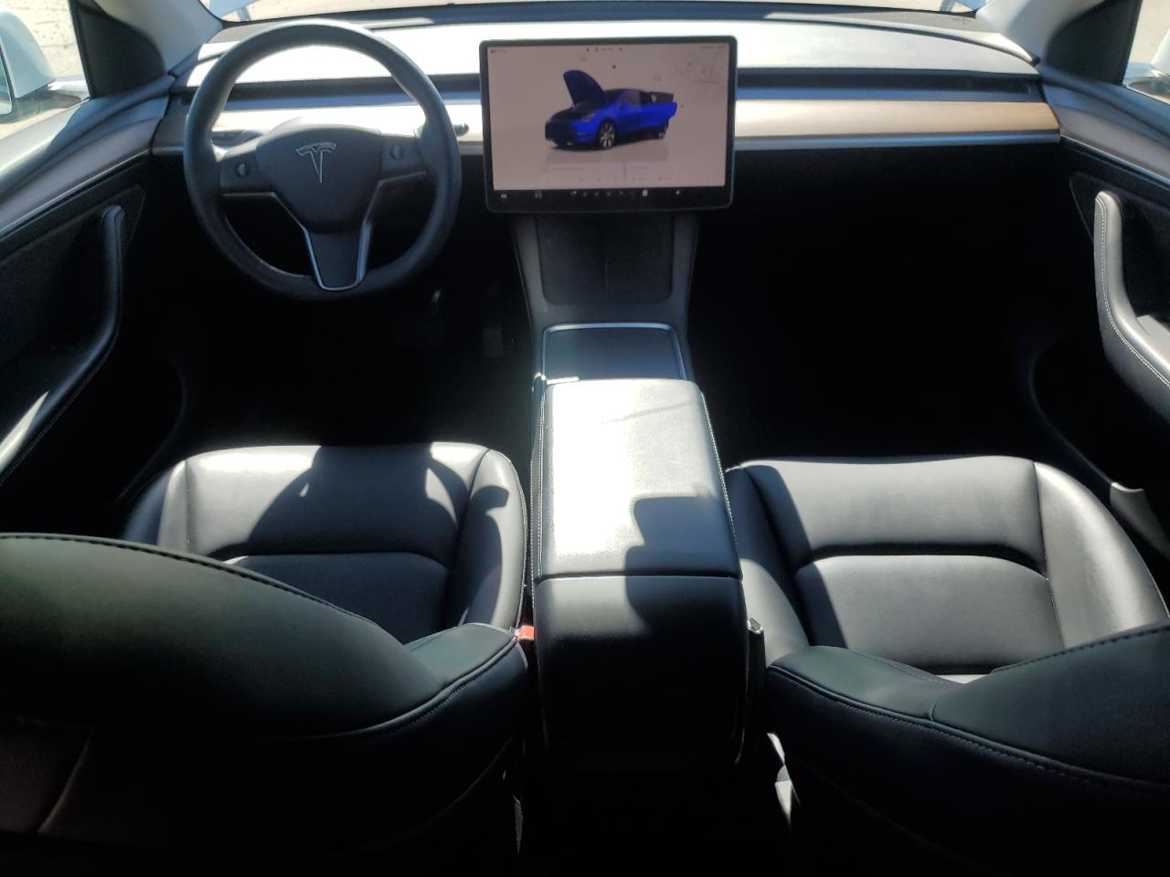 2023 TESLA MODEL Y  VIN:7SAYGDEE5PF669888