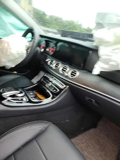 2019 Mercedes-Benz E 220 VIN: