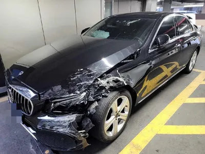 2018 Mercedes-Benz E 220 VIN: