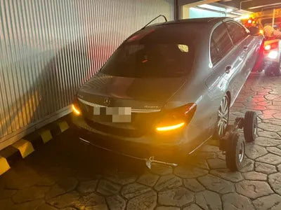 2019 Mercedes-Benz E 450 WDDZF6JB1KA694404 VIN:WDDZF6JB1KA694404