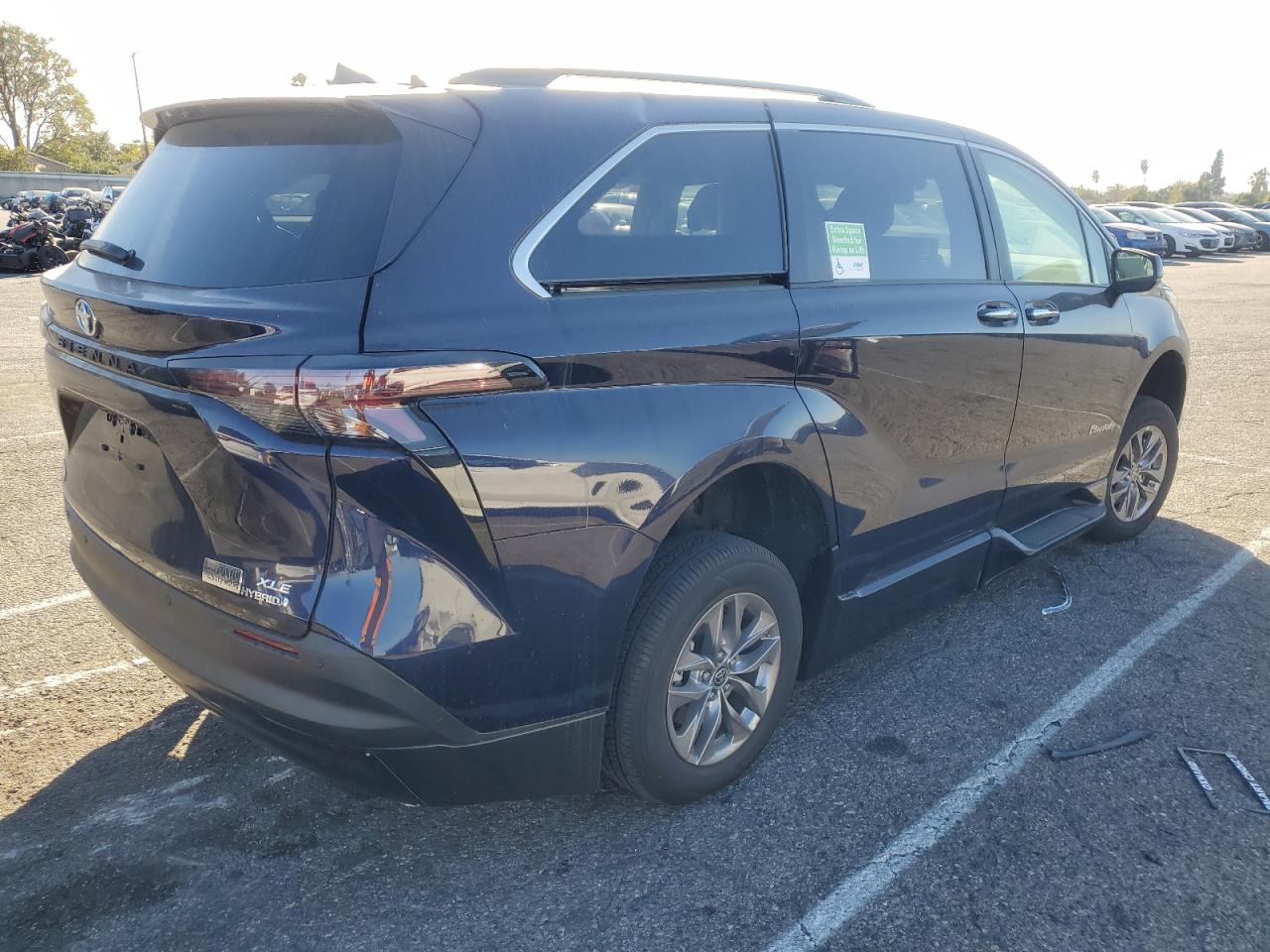 2023 TOYOTA SIENNA XLE VIN:5TDJRKEC8PS172020