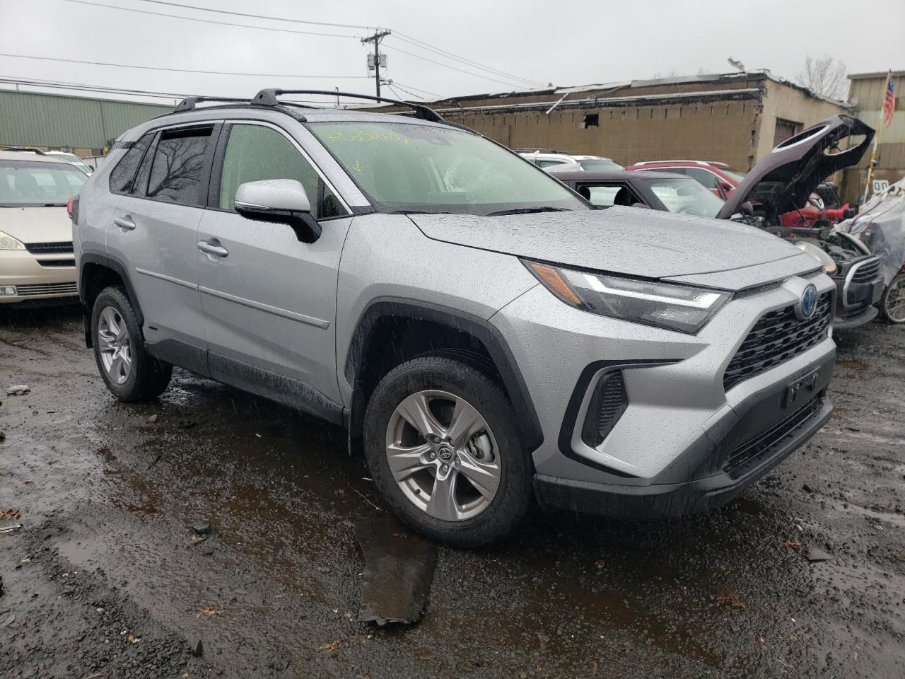 2023 TOYOTA RAV4 XLE VIN:JTMRWRFV2PJ057012