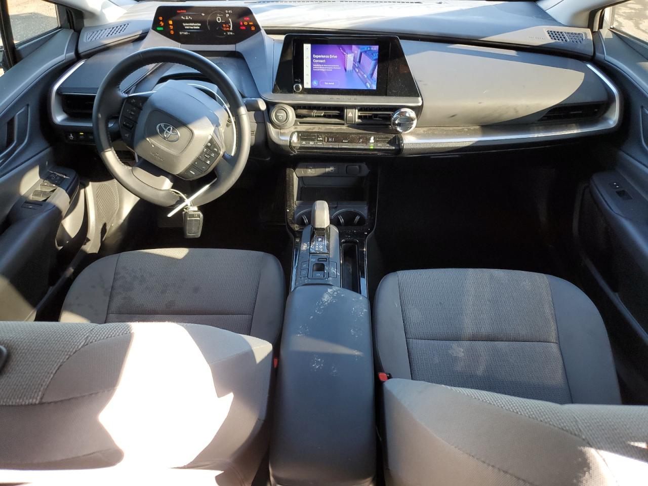 2024 TOYOTA PRIUS LE VIN:JTDADABU9R3008785