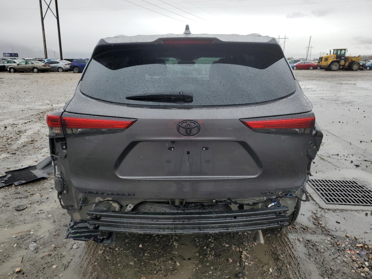 2022 TOYOTA HIGHLANDER XLE VIN:5TDGZRBH4NS227658
