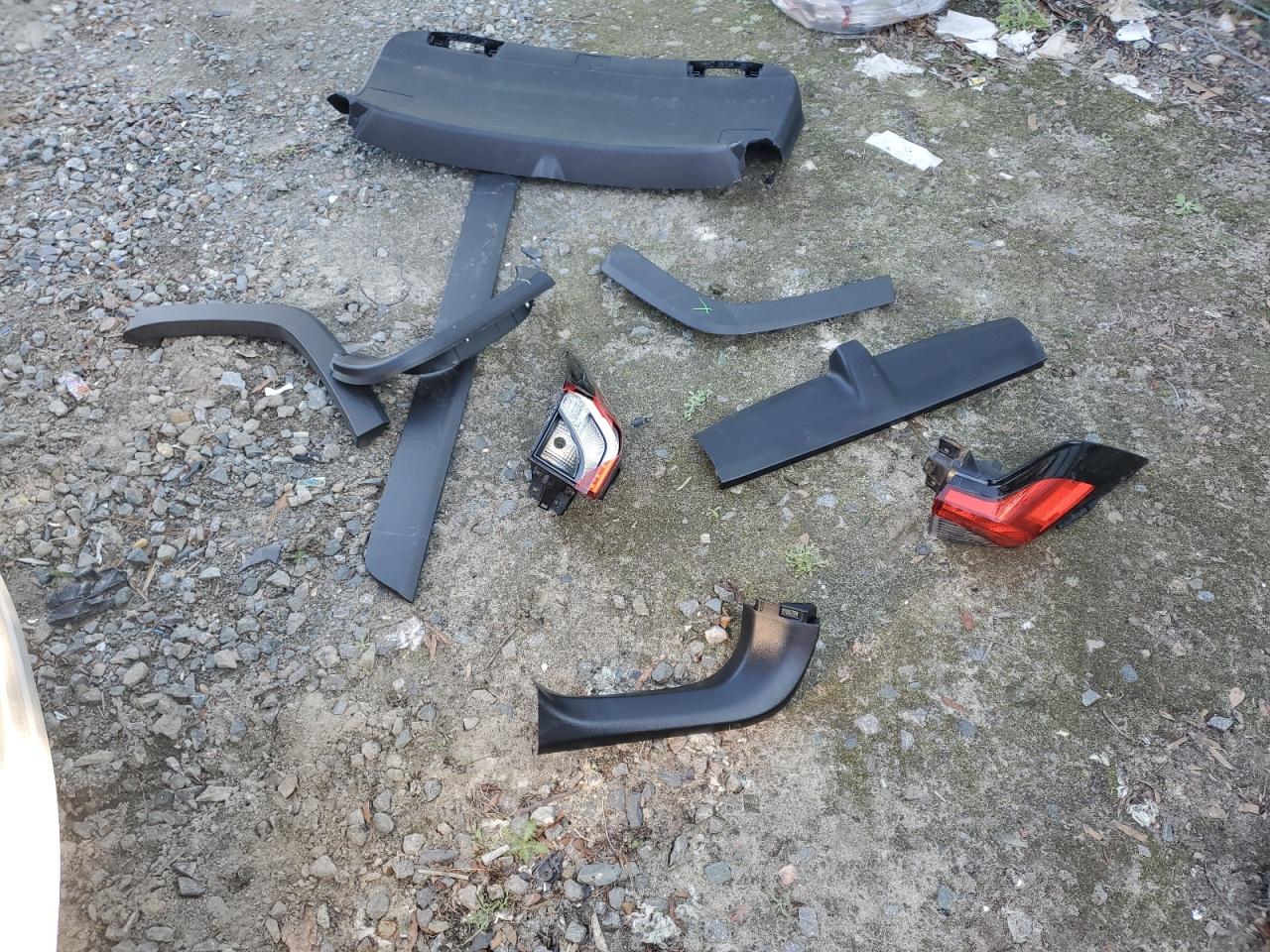 2022 TOYOTA RAV4 XLE PREMIUM VIN:JTMC1RFV3ND091508