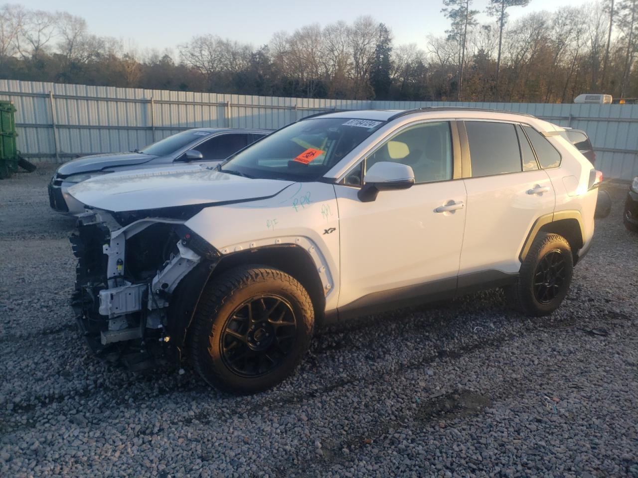 2023 TOYOTA RAV4 XLE VIN:2T3W1RFV7PC214263