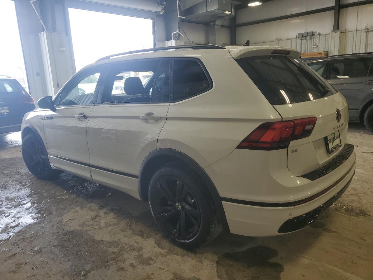 2024 VOLKSWAGEN TIGUAN SE R-LINE BLACK VIN:3VVCB7AXXRM112800