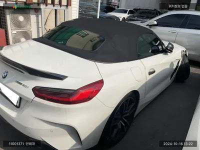 2022 BMW Z4 WBAHF7104NWX77565 VIN:WBAHF7104NWX77565