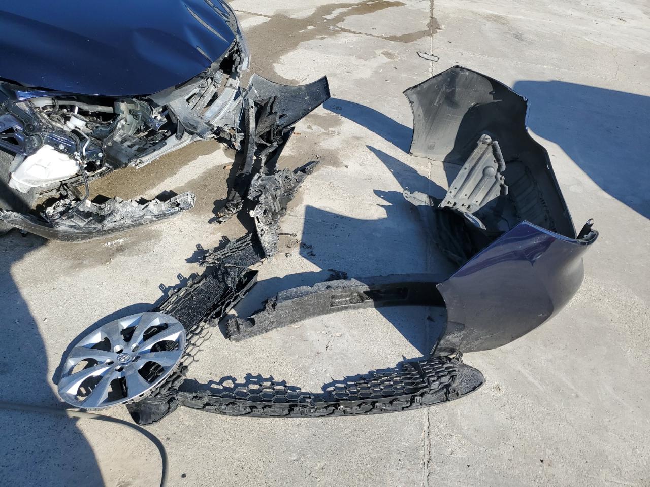 2022 TOYOTA COROLLA LE VIN:5YFEPMAE6NP375715