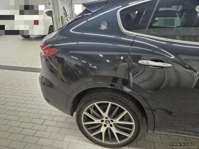 2017 Maserati Levante VIN: