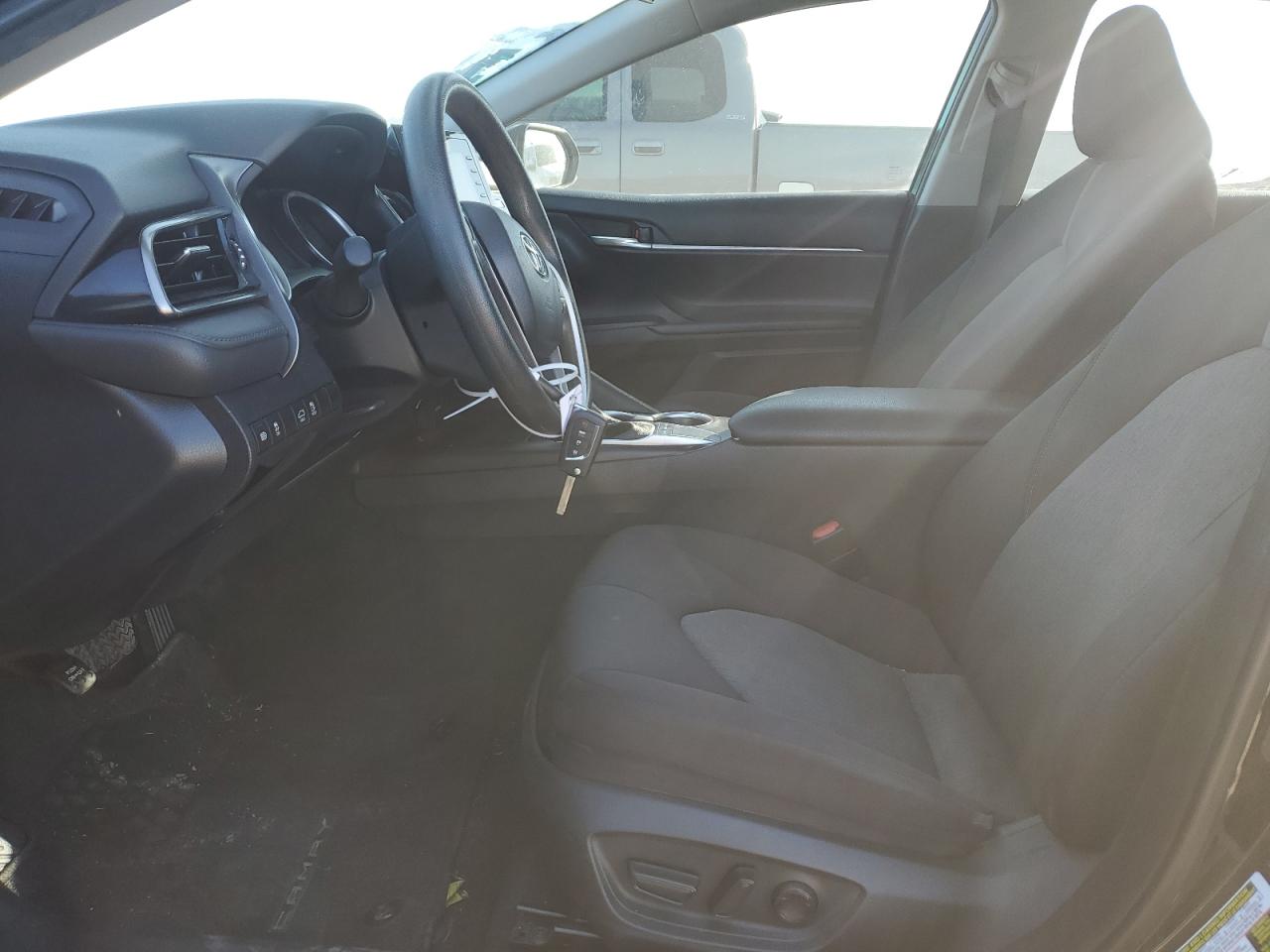 2022 TOYOTA CAMRY LE VIN:4T1C11AK0NU642018