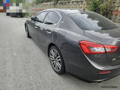 2015 maserati gibli VIN: