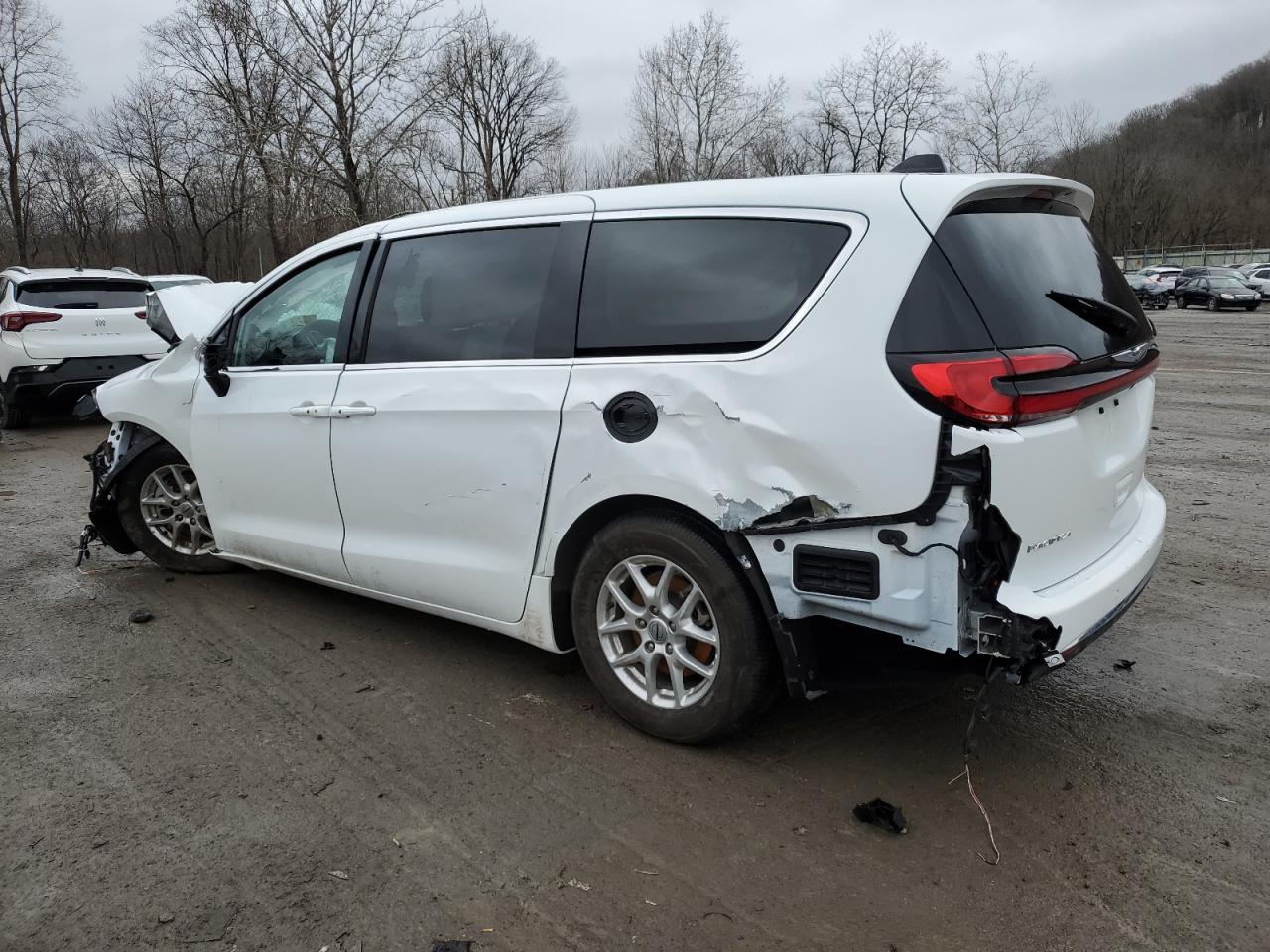 2024 CHRYSLER PACIFICA TOURING L VIN:2C4RC1BG9RR116556