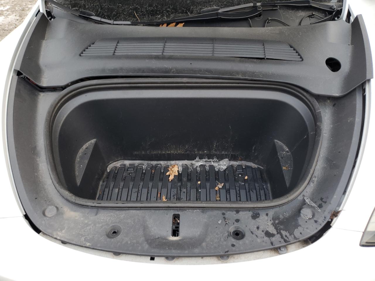 2023 TESLA MODEL Y  VIN:7SAYGDEE1PF675929