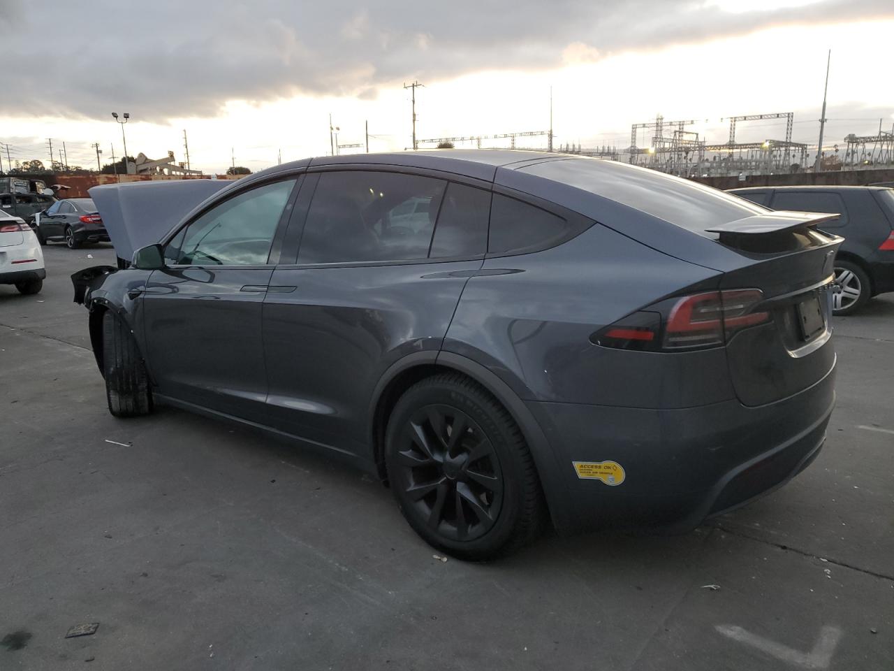 2022 TESLA MODEL X  VIN:7SAXCBE64NF358213