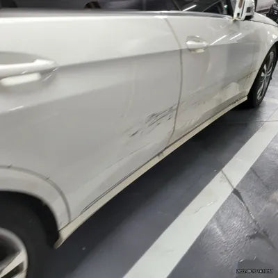 2014 Mercedes-Benz E 200 VIN: