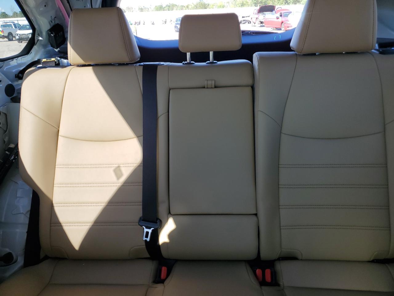 2022 TOYOTA RAV4 XLE PREMIUM VIN:JTMB6RFV8ND533924